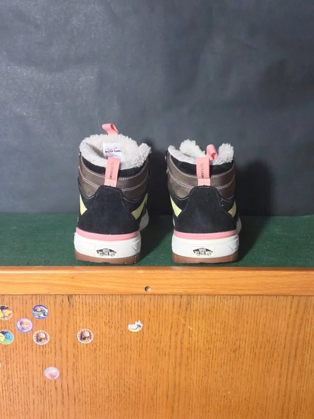 Vans UltraRange EXO Hi Boot Brown Black Yellow Pink